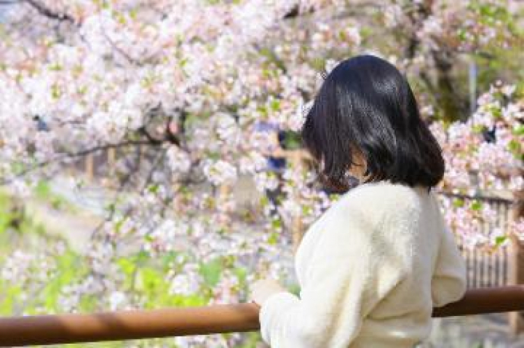 めい（格安ポッキリ学園）の自撮り「春🌸」画像